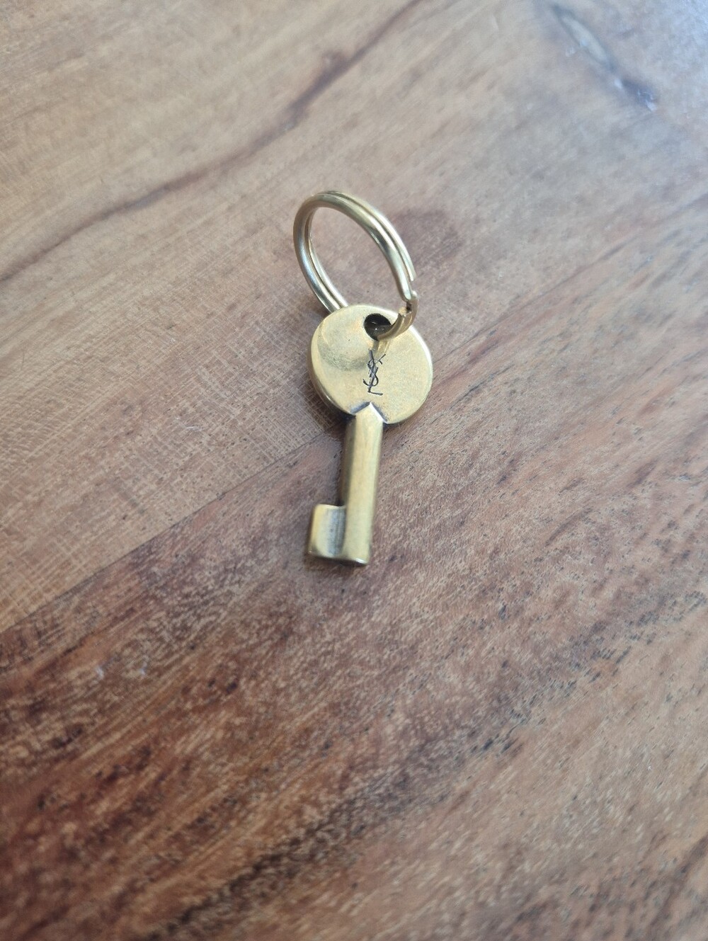 YSL Small metal key - Picture 4 of 6